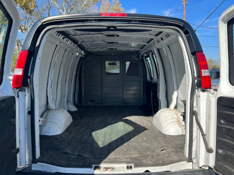 2019 GMC Savana 2500