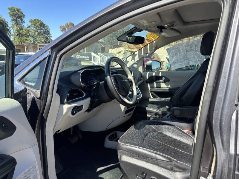 2020 Chrysler Pacifica Limited