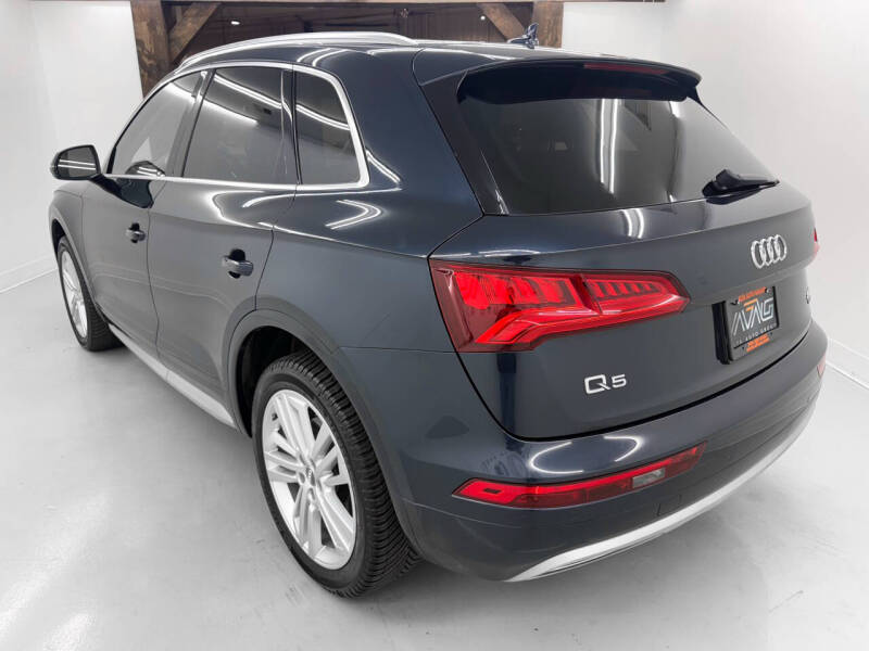 2018 Audi Q5 2.0T quattro Premium Plus