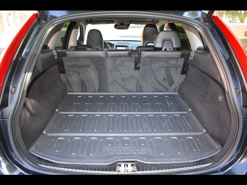 2016 Volvo XC60 T5 Drive-E Platinum