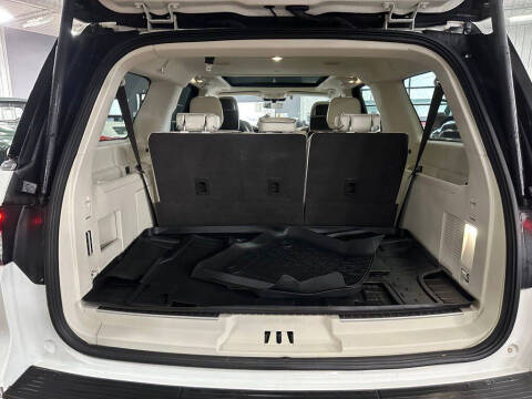 2023 Lincoln Navigator L Black Label