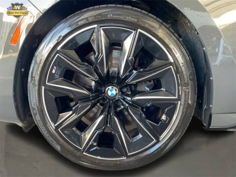 2023 BMW 7 Series 740i