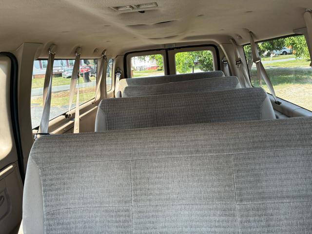 2002 Ford E-Series