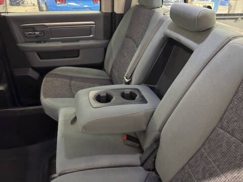 2019 RAM 1500 Classic SLT