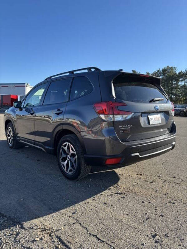 2023 Subaru Forester Premium