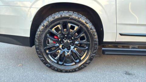 2023 GMC Yukon XL Denali Ultimate