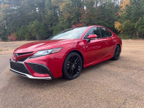 2021 Toyota Camry for sale at Ole Brook Auto in Brookhaven MS