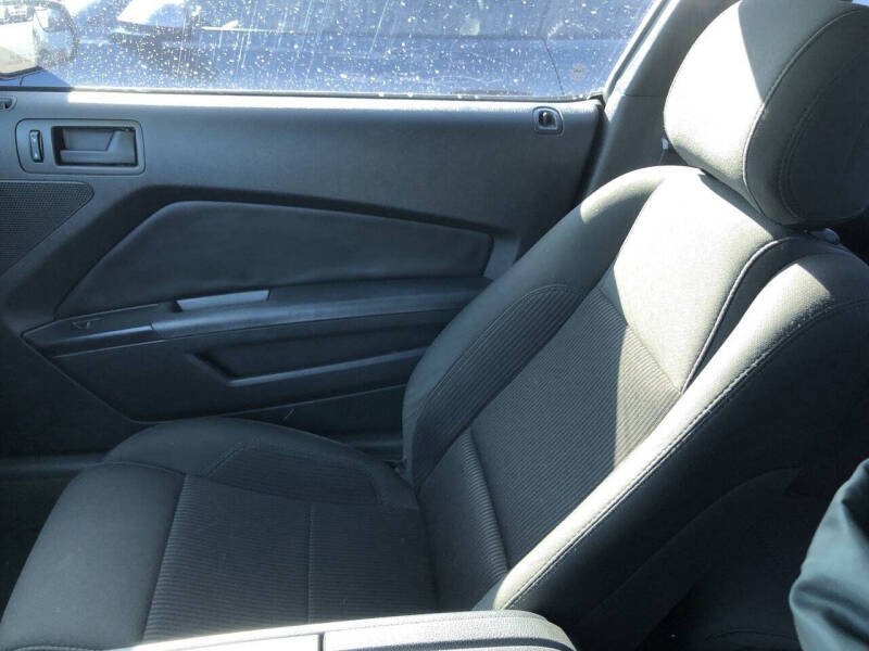 2014 Ford Mustang V6