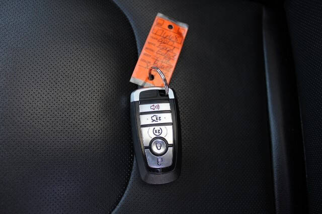 2017 Ford Edge Titanium