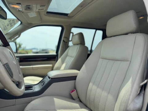 2004 Lincoln Aviator Luxury