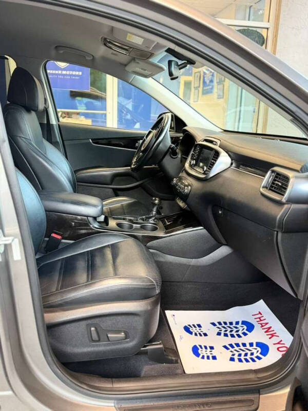 2017 Kia Sorento EX V6
