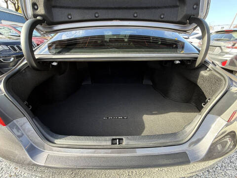 2023 Toyota Camry Hybrid SE