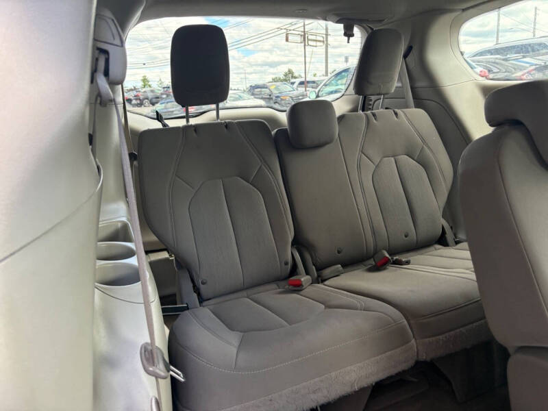 2017 Chrysler Pacifica Touring