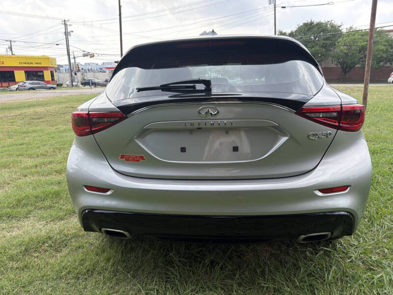 2018 Infiniti QX30