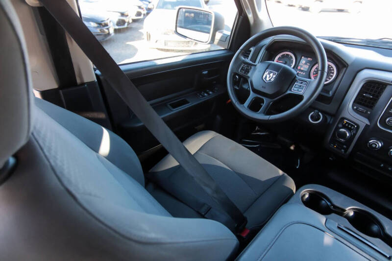 2020 RAM 1500 Classic Tradesman