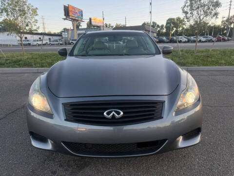 2011 Infiniti G37 Coupe x