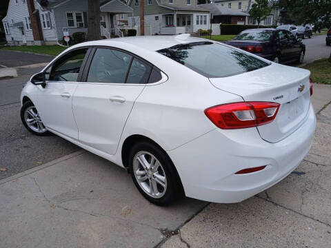 2017 Chevrolet Cruze LT Auto