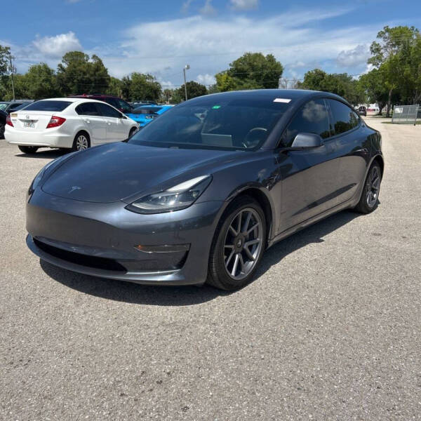 2021 Tesla Model 3 Standard Range Plus