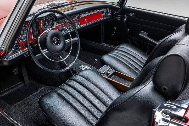 1971 Mercedes-Benz 280-Class