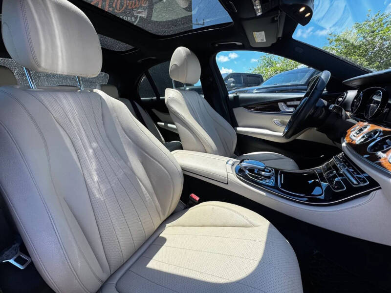 2017 Mercedes-Benz E-Class E 300