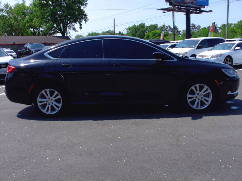 2016 Chrysler 200