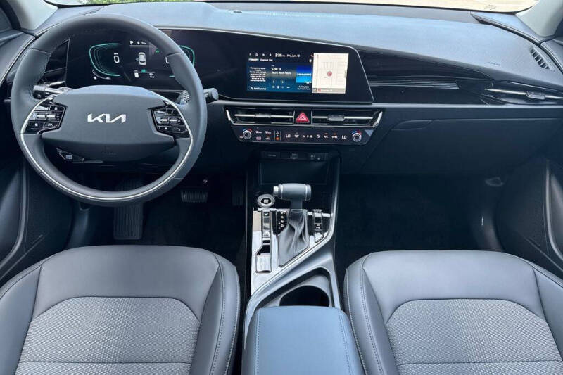2026 Kia Niro EX