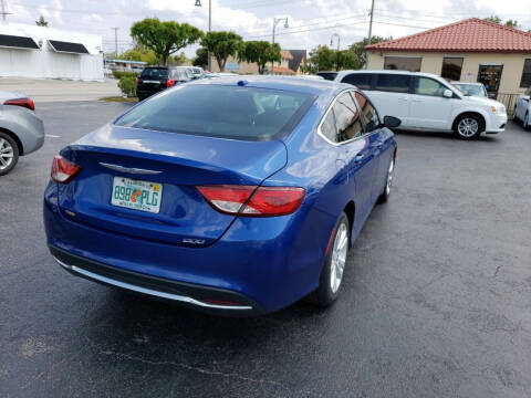 2015 Chrysler 200 Limited