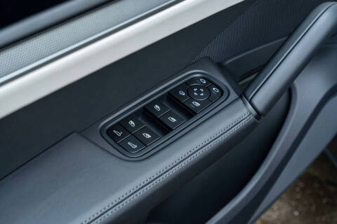 2025 Porsche Cayenne Coupe