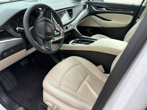 2024 Buick Enclave Essence