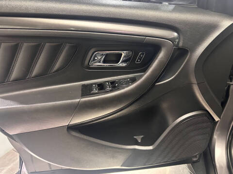 2014 Ford Taurus SHO