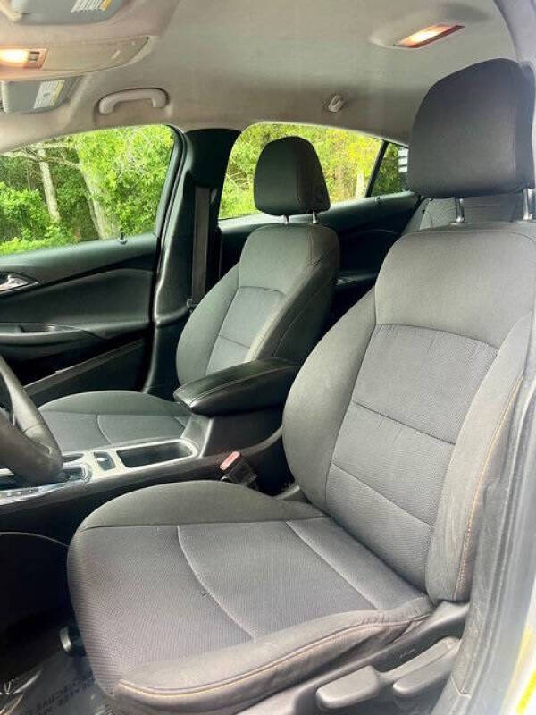 2017 Chevrolet Cruze LS Auto