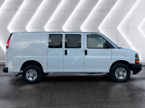 2024 Chevrolet Express 2500
