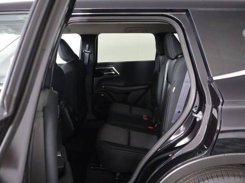 2026 Mitsubishi Outlander ES