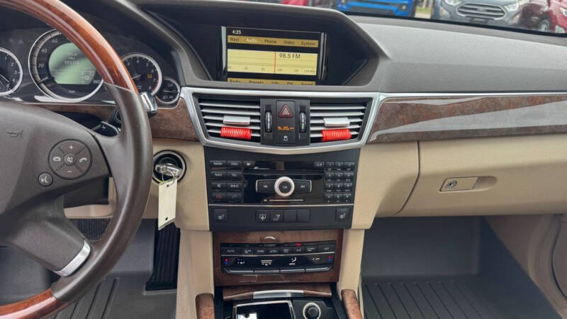 2010 Mercedes-Benz E-Class