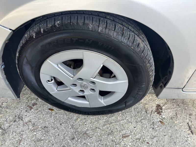 2011 Toyota Prius Two