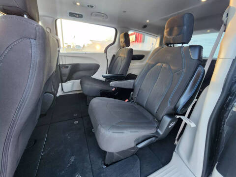 2021 Chrysler Pacifica Touring