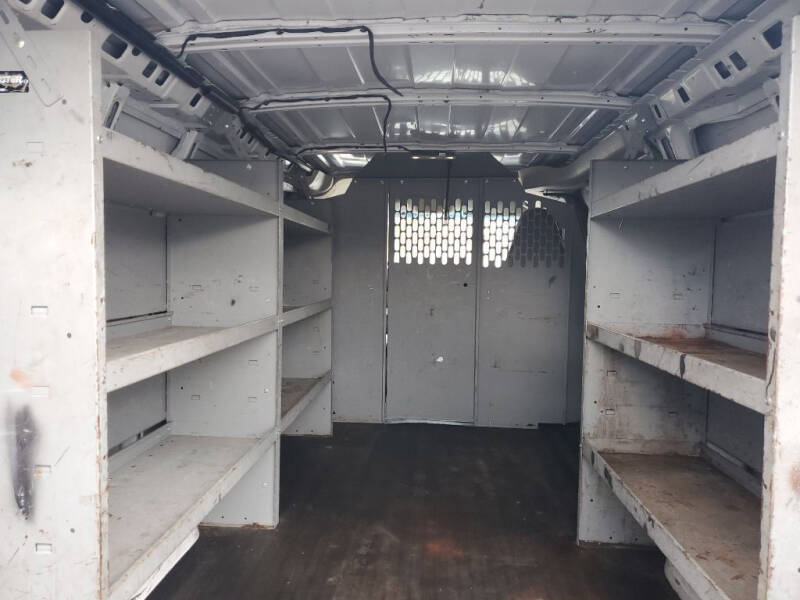 2017 Chevrolet Express 2500