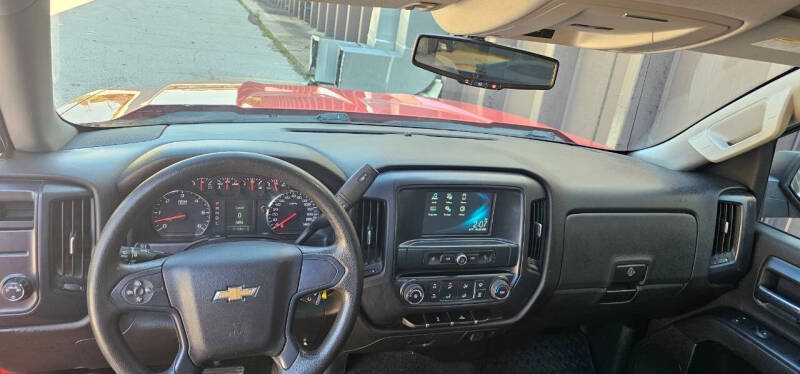 2018 Chevrolet Silverado 1500 Custom