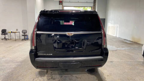 2017 Cadillac Escalade ESV Premium Luxury