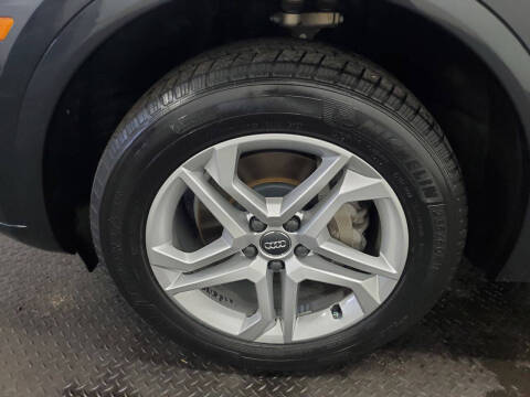 2018 Audi Q5 2.0T quattro Premium Plus