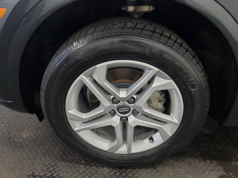 2018 Audi Q5 2.0T quattro Premium Plus