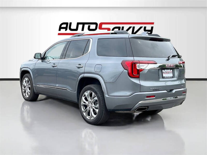 2022 GMC Acadia Denali