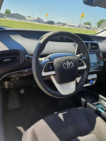 2017 Toyota Prius One
