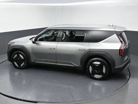 2024 Kia EV9 Light Long Range