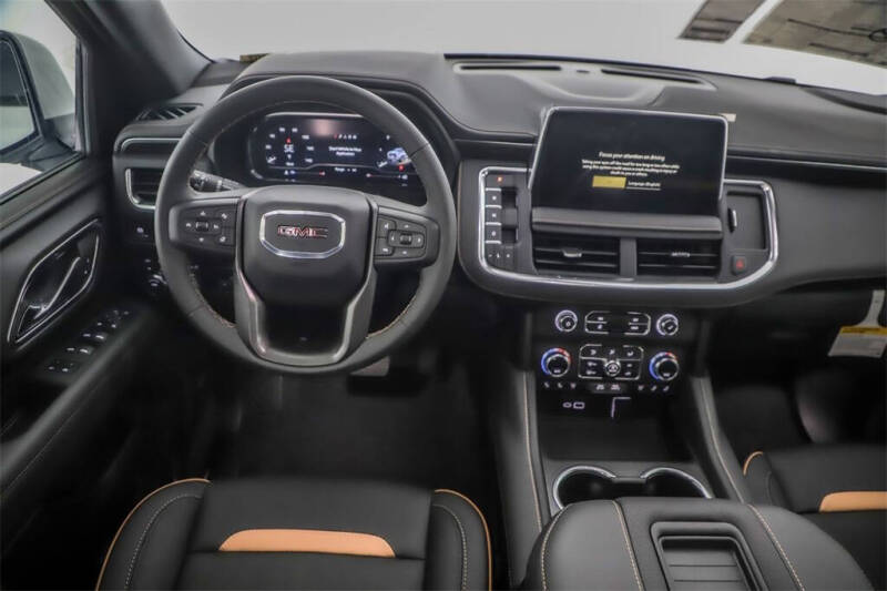 2024 GMC Yukon XL AT4