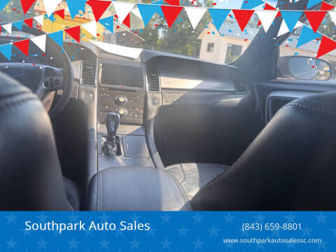 2015 Ford Taurus SEL Photo