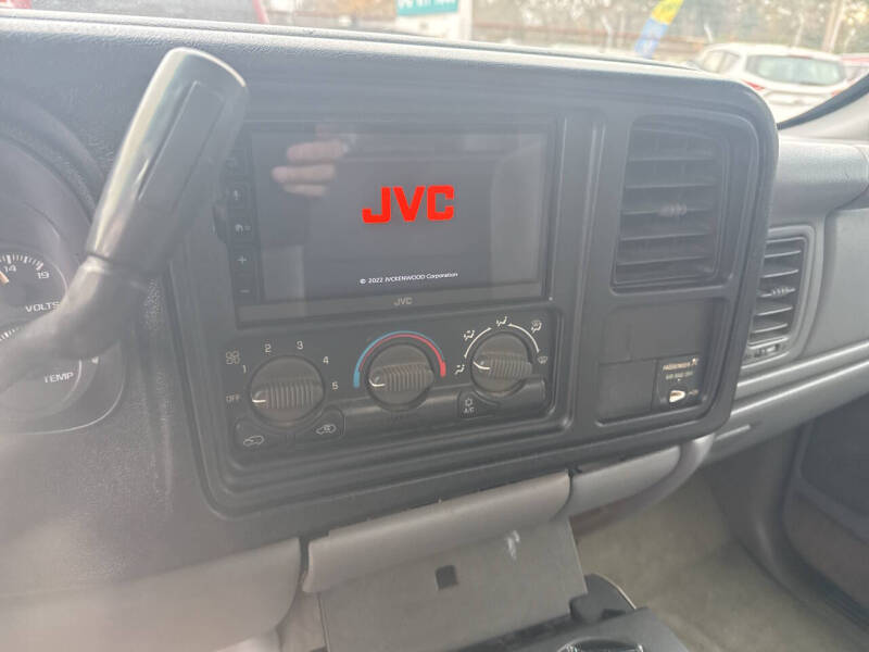 2000 Chevrolet Silverado 1500 LS
