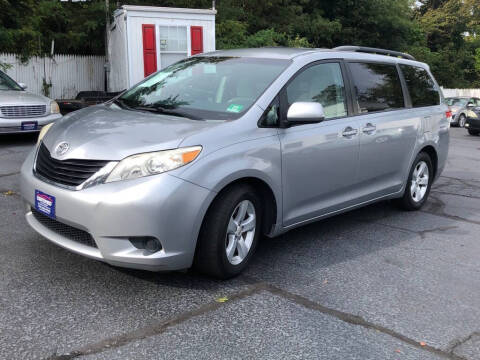 2012 Toyota Sienna