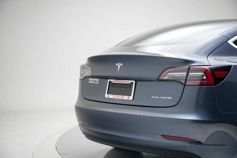 2020 Tesla Model 3 Long Range