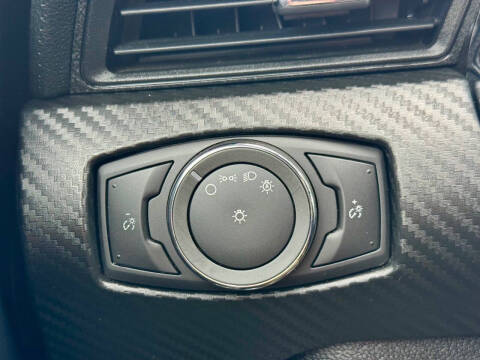 2016 Ford Mustang V6